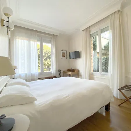 La - 4* Paris
