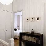 La Villa Paris - B&B